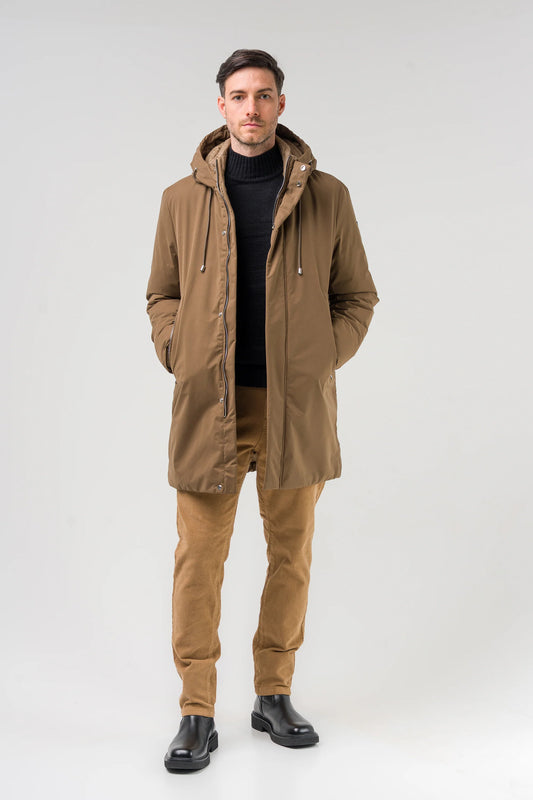 Parka larga con capucha